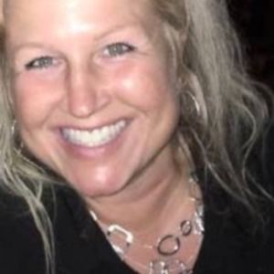 Meet your Posher, Carrie